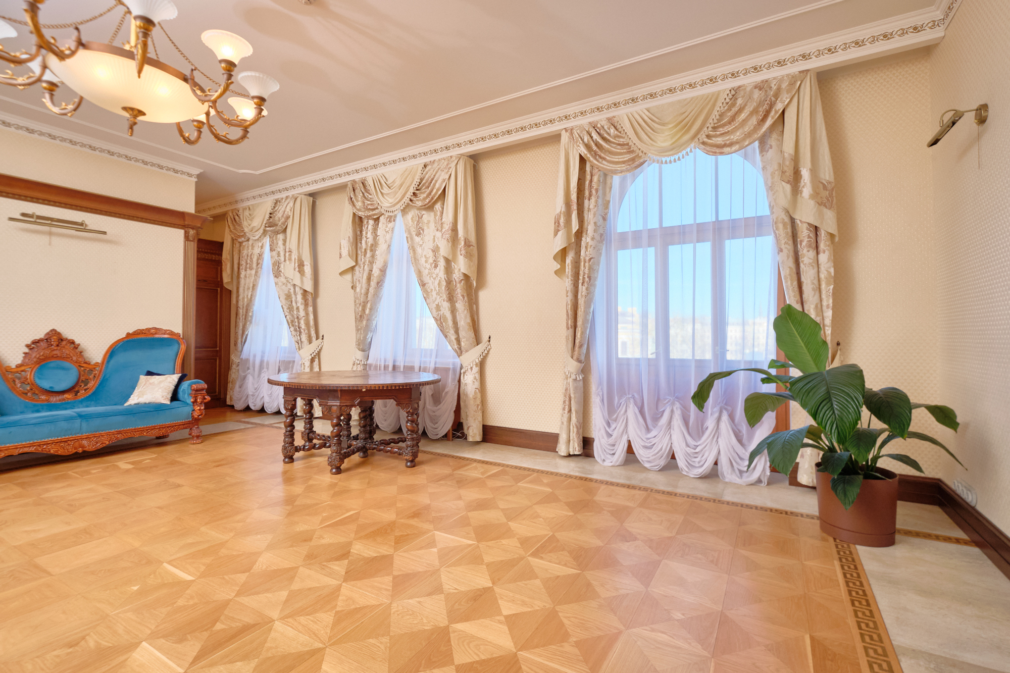 3-room apartment — Riga, Centrs, Zigfrīda Annas Meierovica bulvāris 4 — photo 4