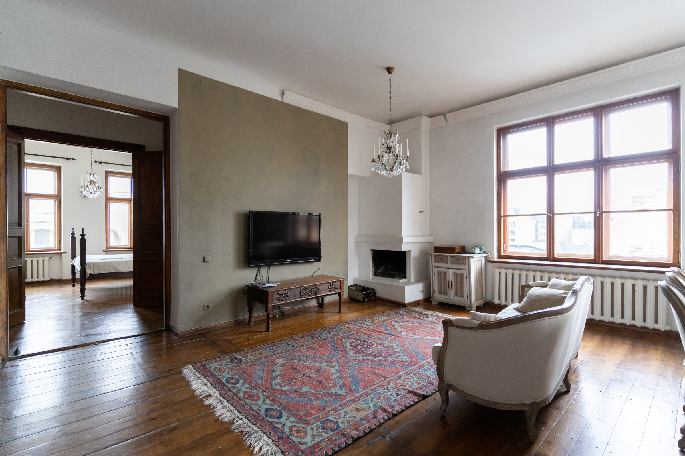 4-room apartment — Riga, Centrs, Dzirnavu iela 53 — photo 2