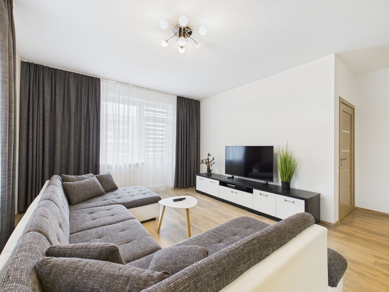 2-room apartment — Liepāja, Ezerkrasts, Reiņu meža iela 9 — photo 4