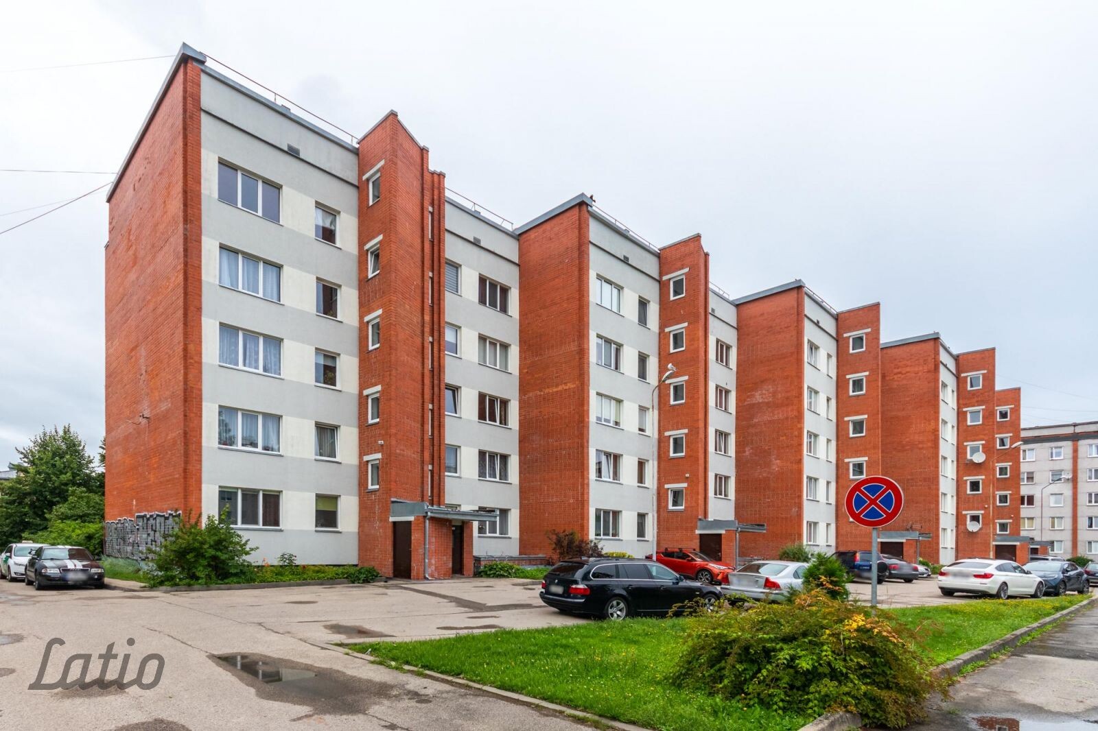 3-room apartment — Jūrmala, Sloka, Raiņa iela 44 — photo 1