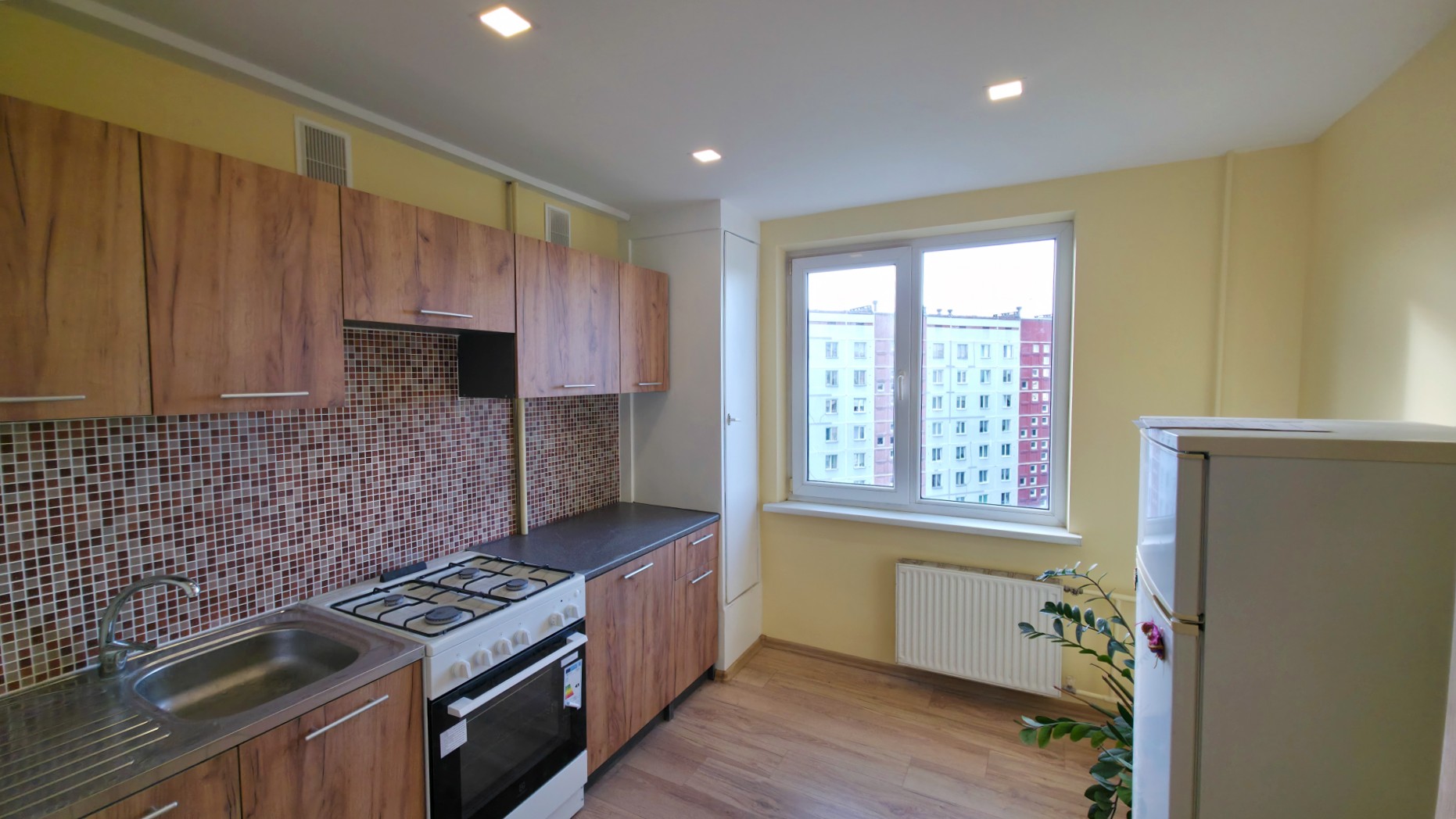 4-room apartment — Riga, Pļavnieki, Rudens iela 3 — photo 1
