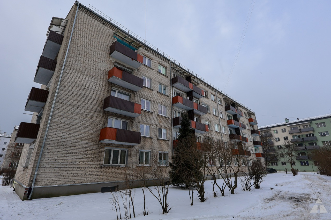 2-room apartment — Liepāja, Ziemeļu priekšpilsēta, Oskara Kalpaka iela 62 — photo 1