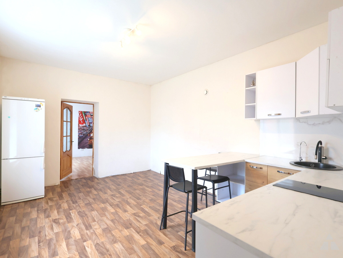 3-room apartment — Liepāja, Tosmare, Ģenerāļa Baloža iela 57 — photo 4