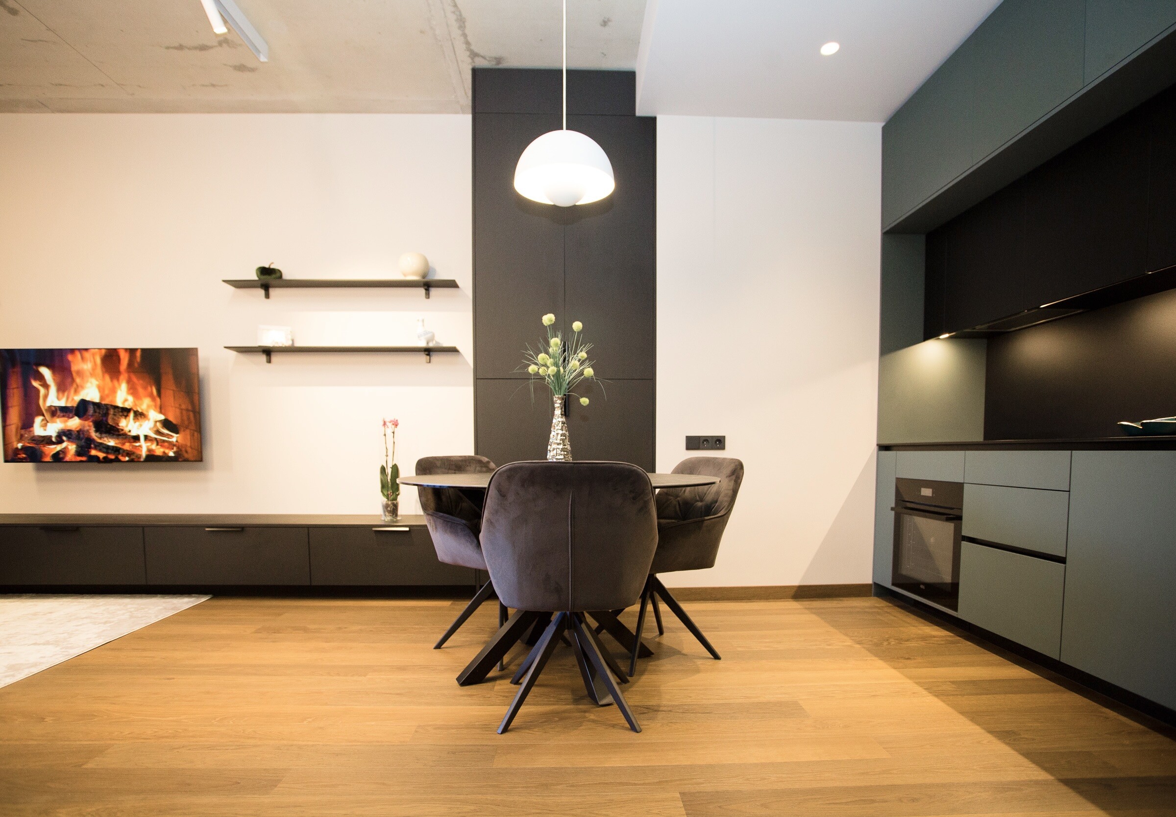 4-room apartment — Riga, Centrs, Strēlnieku iela 8 — photo 4