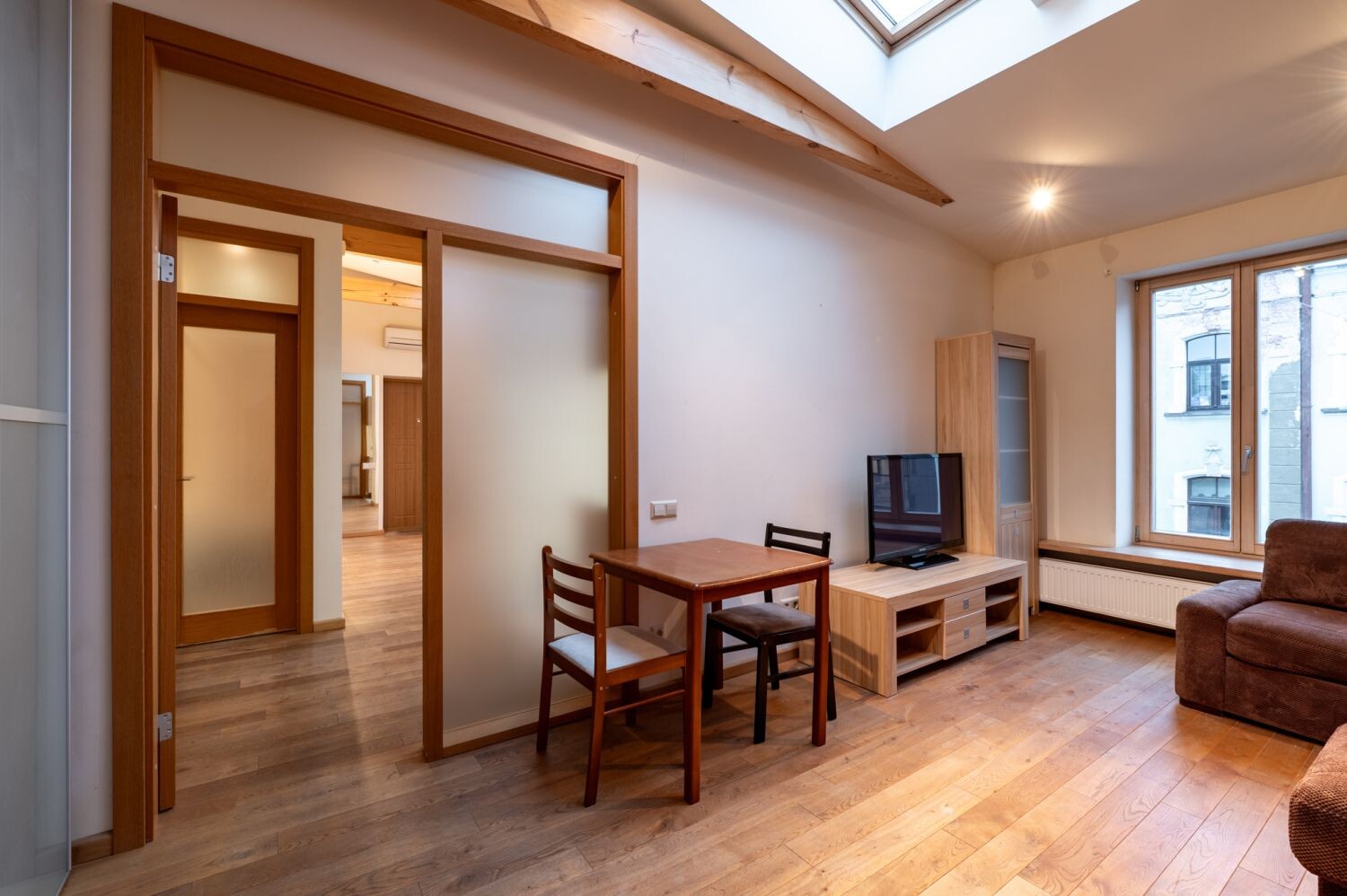 3-room apartment — Riga, Centrs, Dzirnavu iela 70 — photo 4