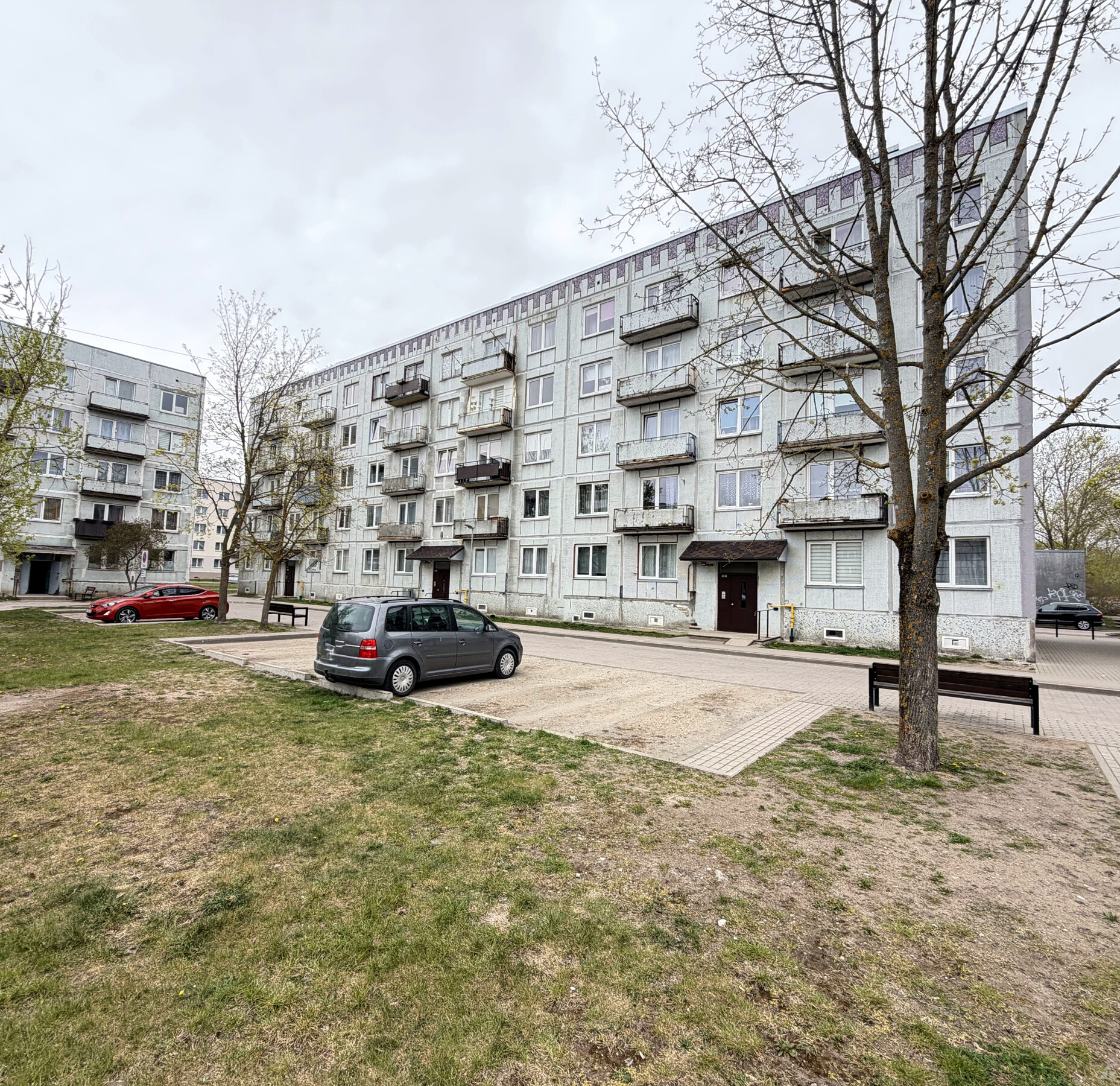 2-room apartment — Liepāja, Tosmare, Mežmalas iela 7 — photo 1