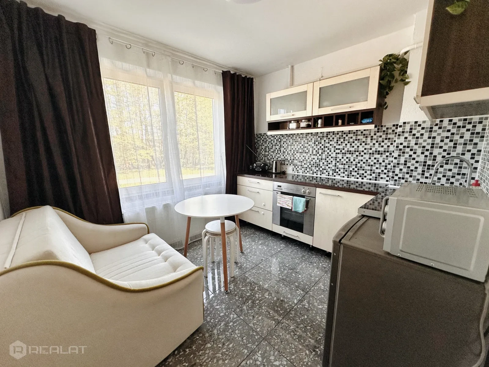 1-room apartment — Liepāja, Tosmare, Viršu iela 7 — photo 1
