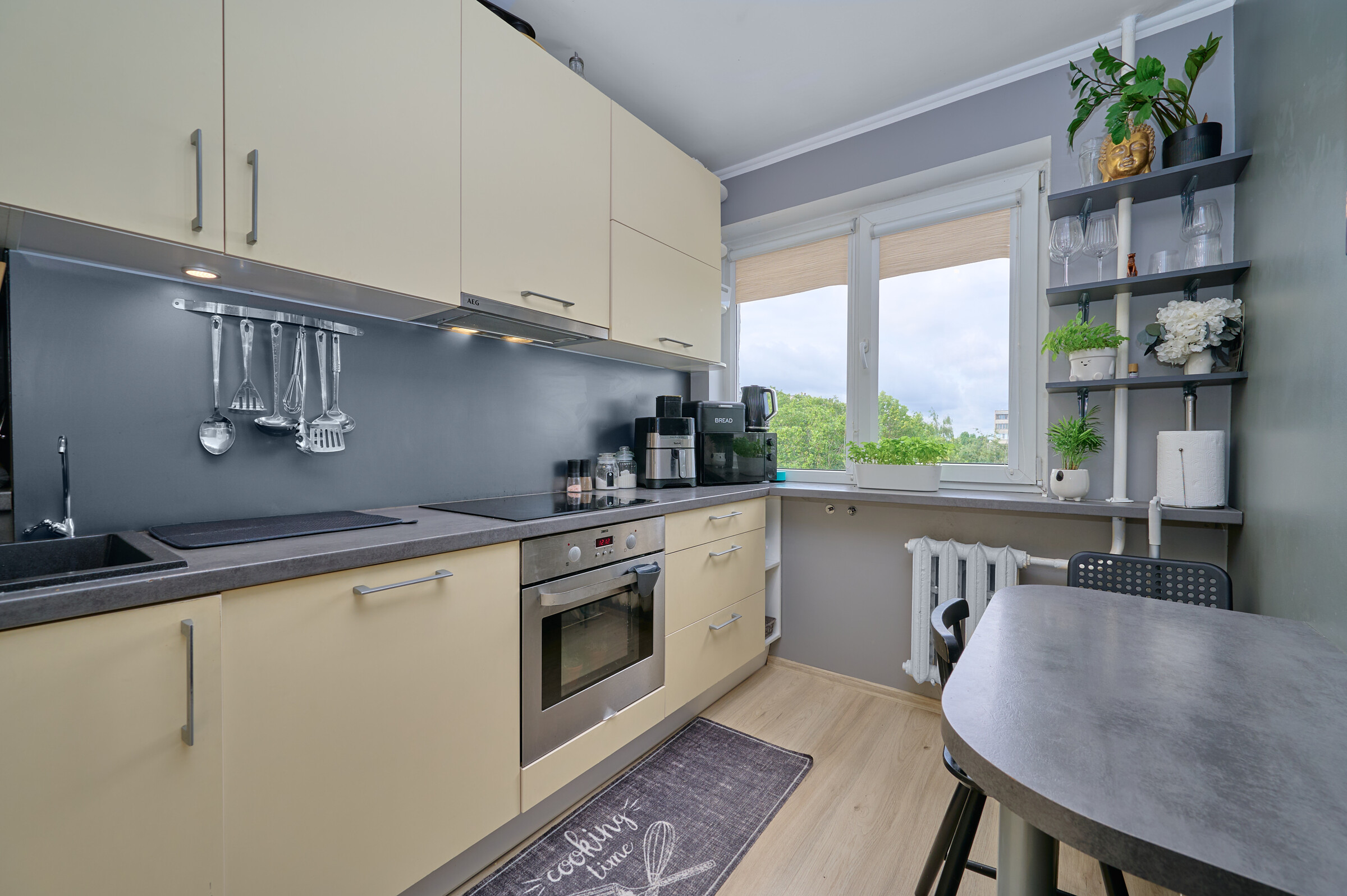 3-room apartment — Tallinn, Lasnamäe, Punane tn 31 — photo 1