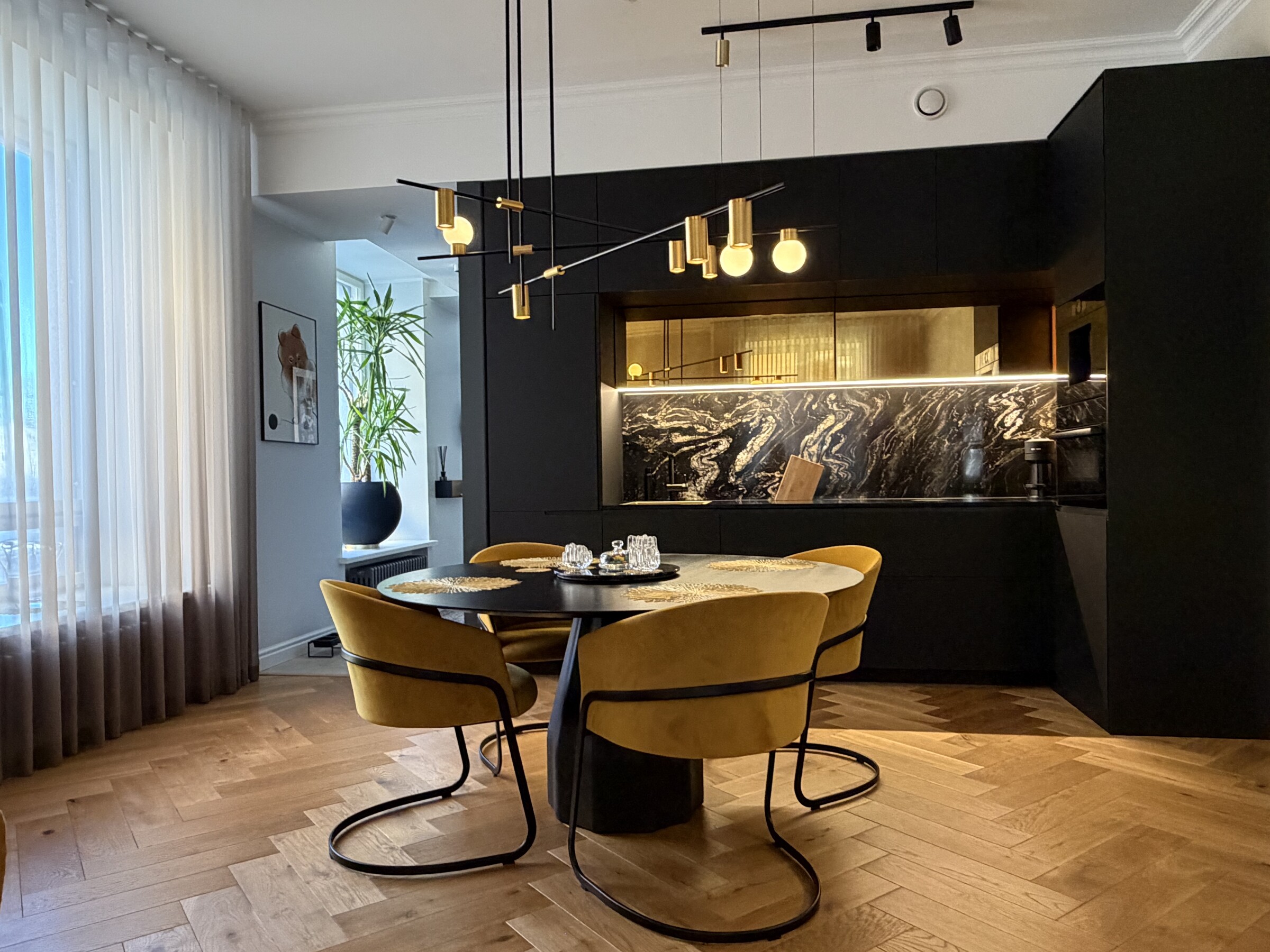4-room apartment — Tallinn, Kadriorg, Gonsiori tn 29 — photo 1
