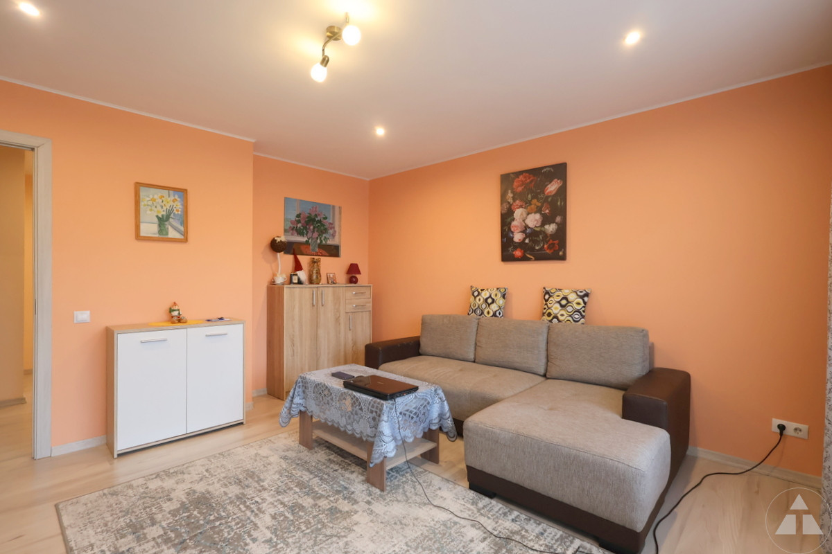2-room apartment — Liepāja, Ezerkrasts, Mirdzas Ķempes iela 13 — photo 2