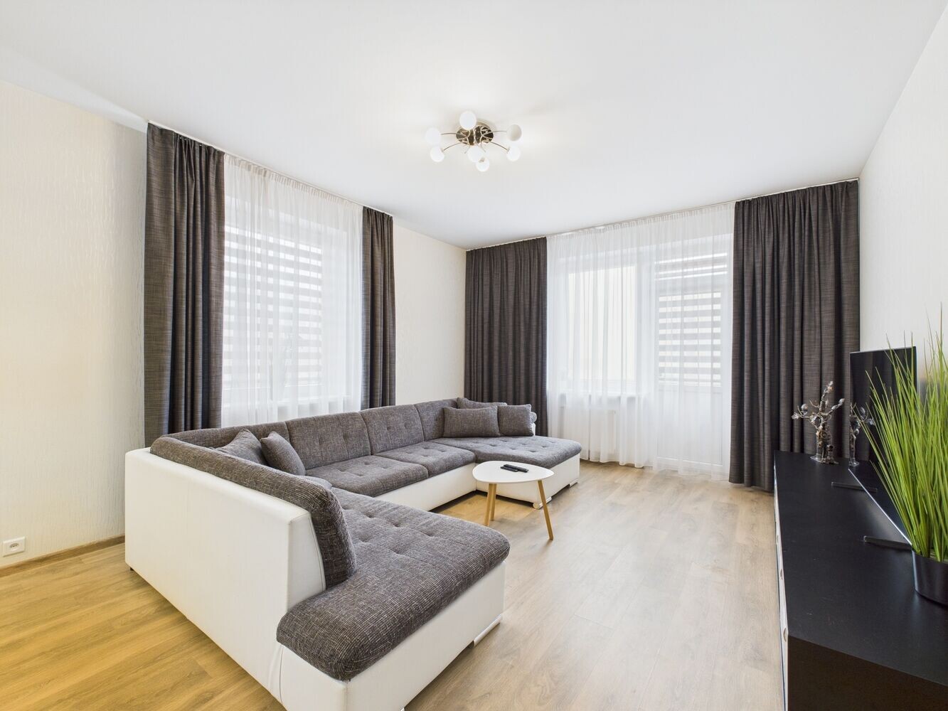 2-room apartment — Liepāja, Ezerkrasts, Reiņu meža iela 9 — photo 3
