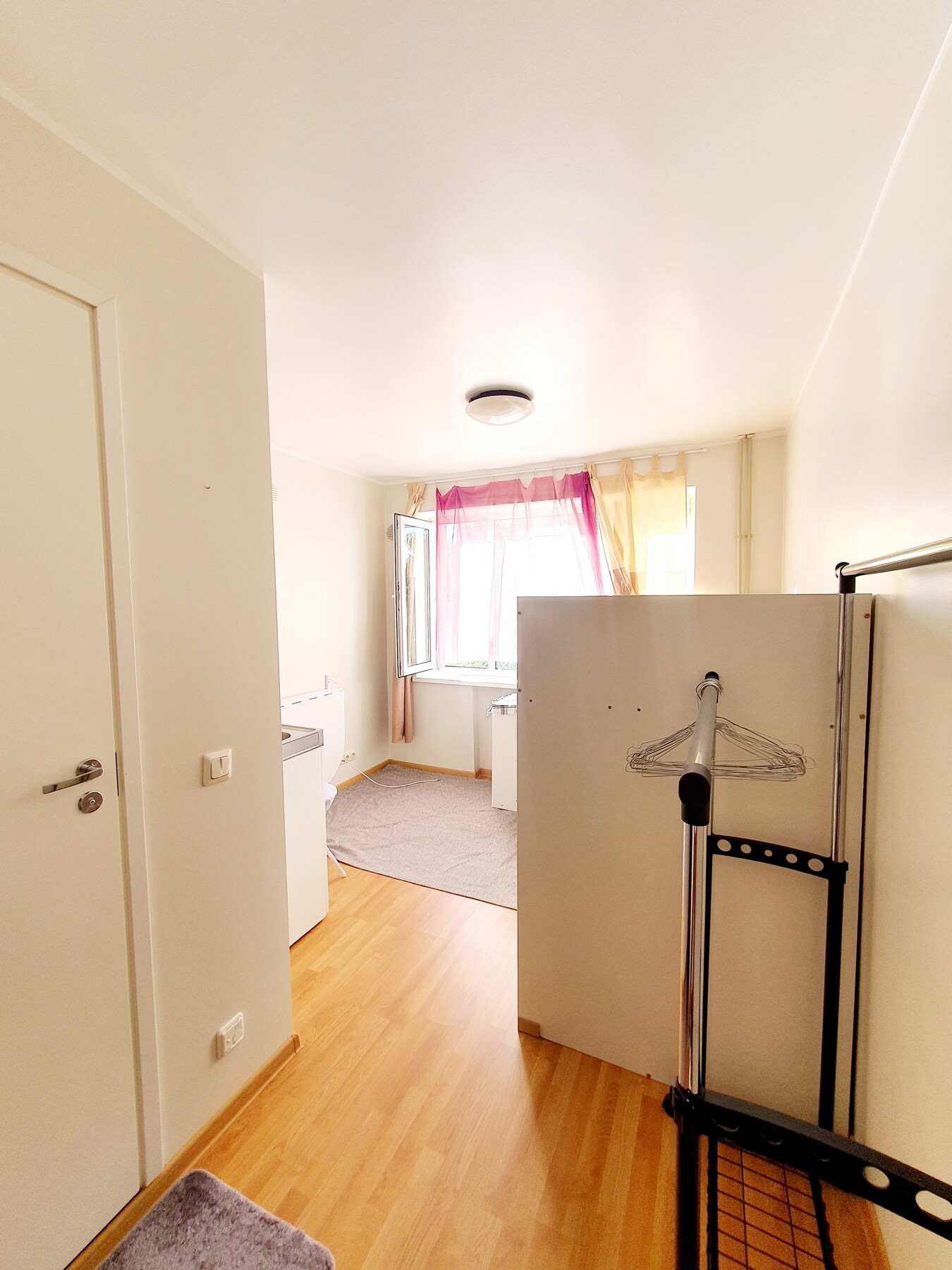 1-room apartment — Tallinn, Põhja-Tallinna, Puhangu tn 8 — photo 1
