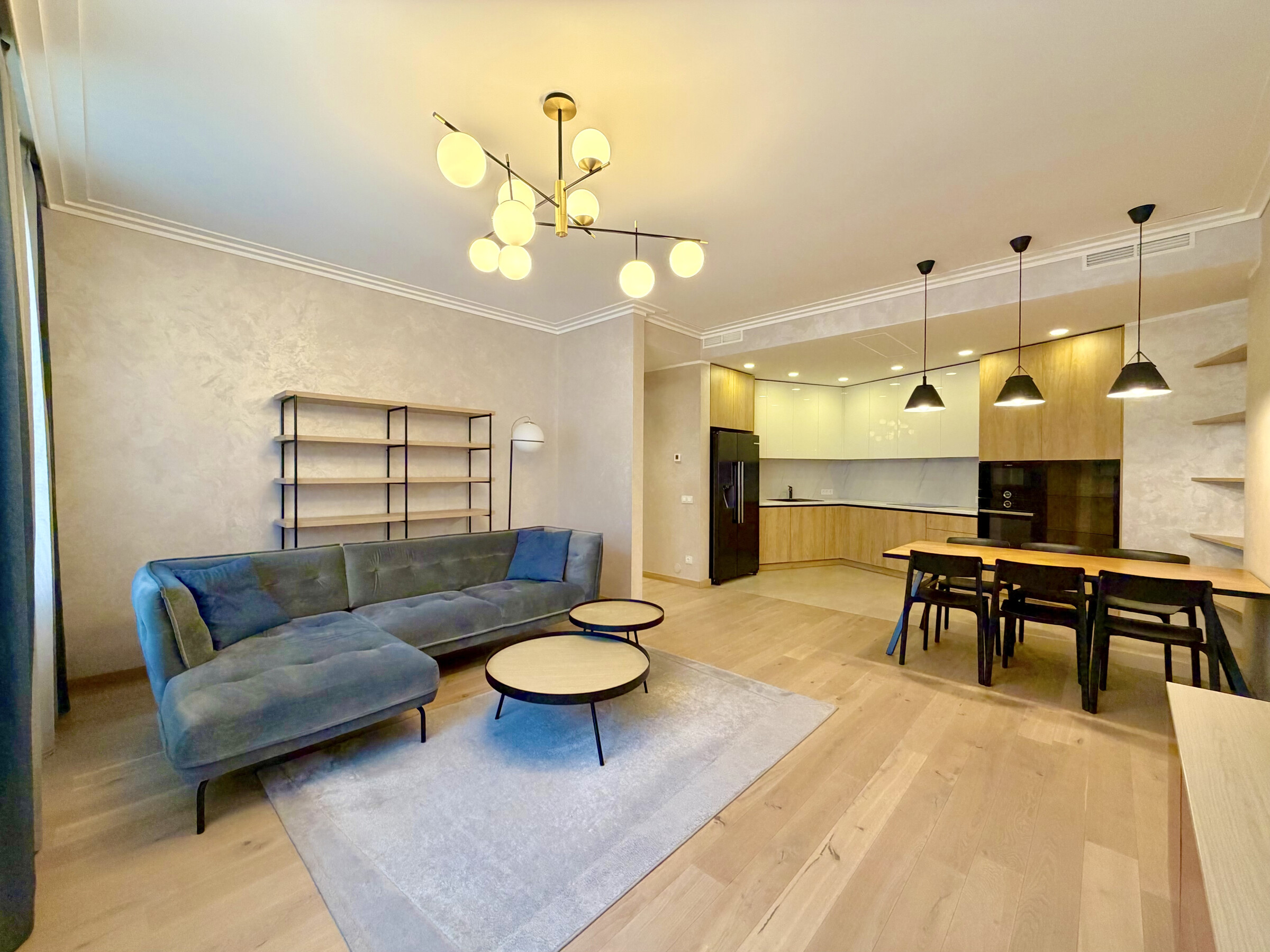 3-room apartment — Riga, Centrs, Strēlnieku iela 7 — photo 1