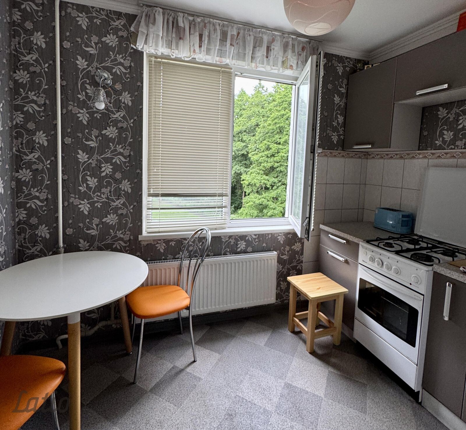 2-room apartment — Jūrmala, Kauguri, Skolas iela 27 — photo 1