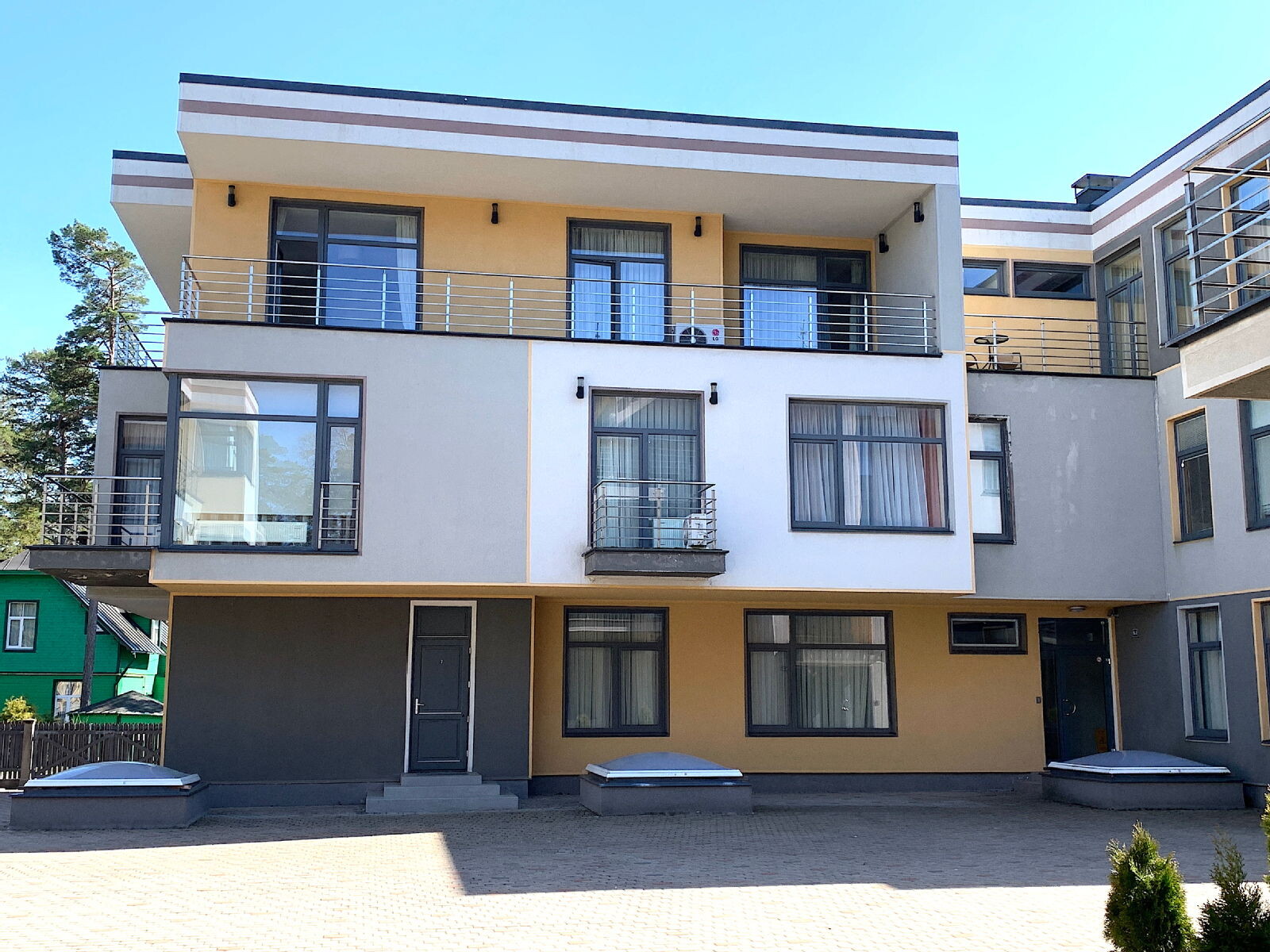 3-room apartment — Jūrmala, Bulduri, Vienības prospekts 20 — photo 2