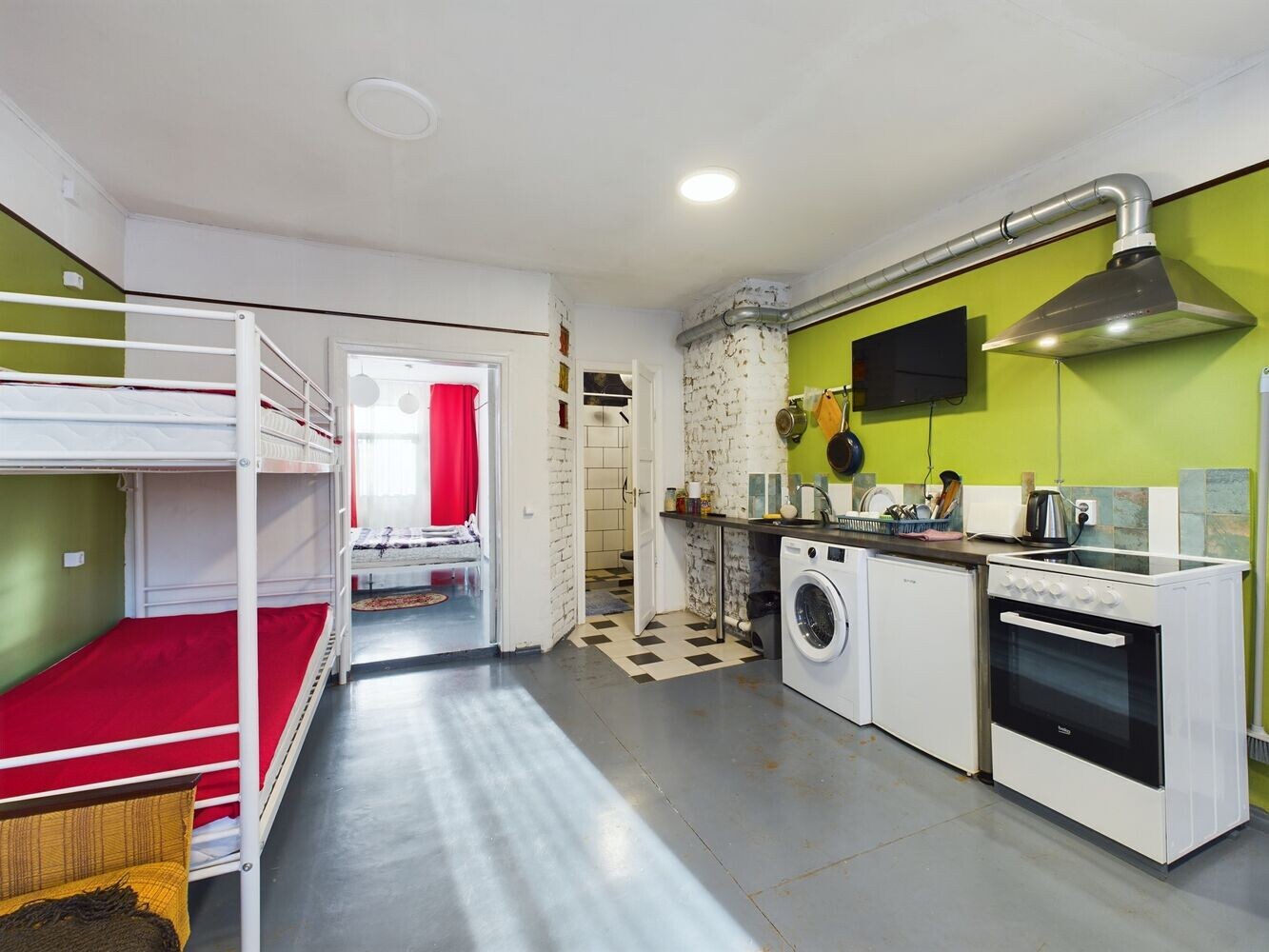 2-room apartment — Liepāja, Jaunliepāja, Tirgus iela 39 — photo 1