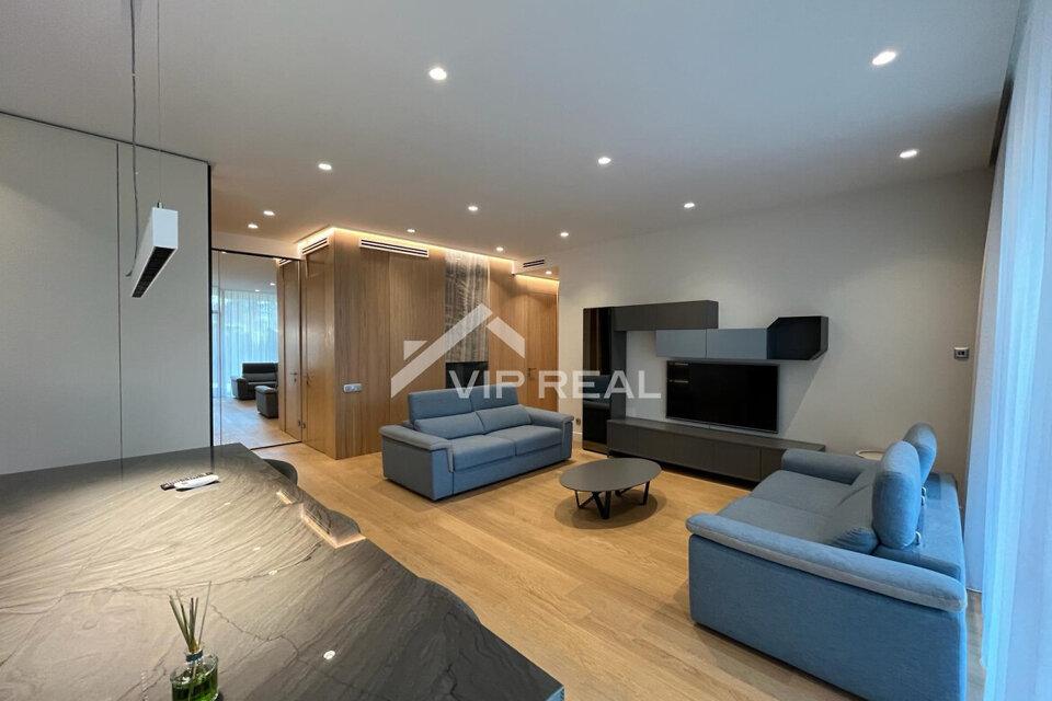 3-room apartment for rent — Jūrmala, Dzintari, Dzintaru prospekts 36 — photo 1