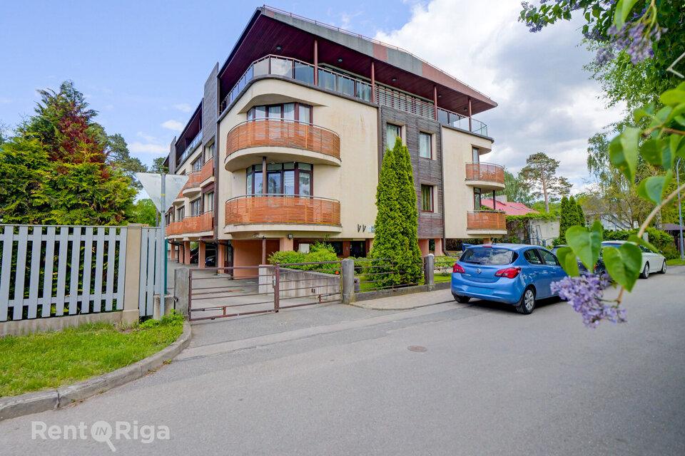 3-room apartment for rent — Jūrmala, Majori, Teātra iela 67a — photo 1