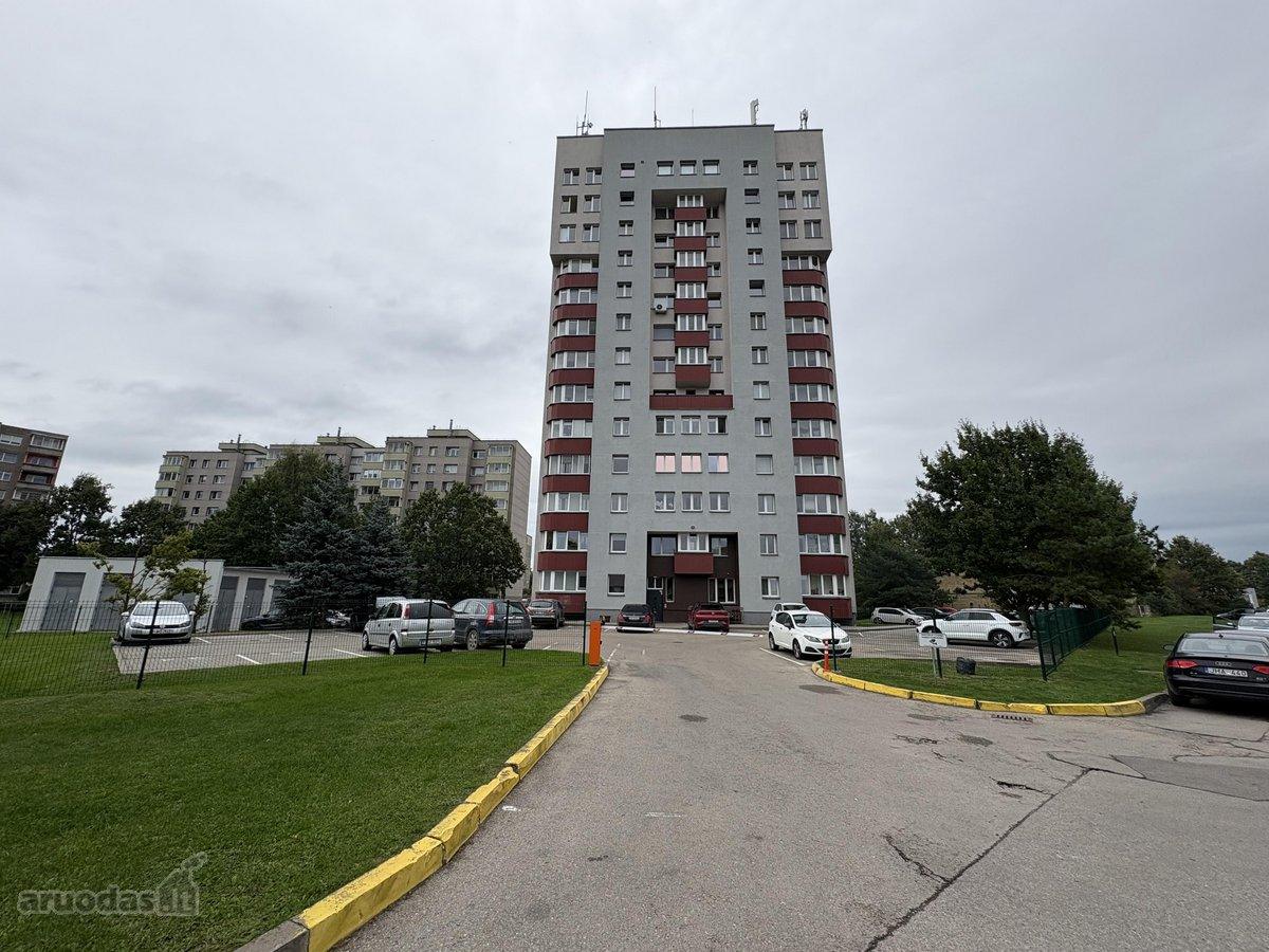 3 kambarių buto nuoma — Kaunas, Eiguliai, Varduvos g. — photo 1