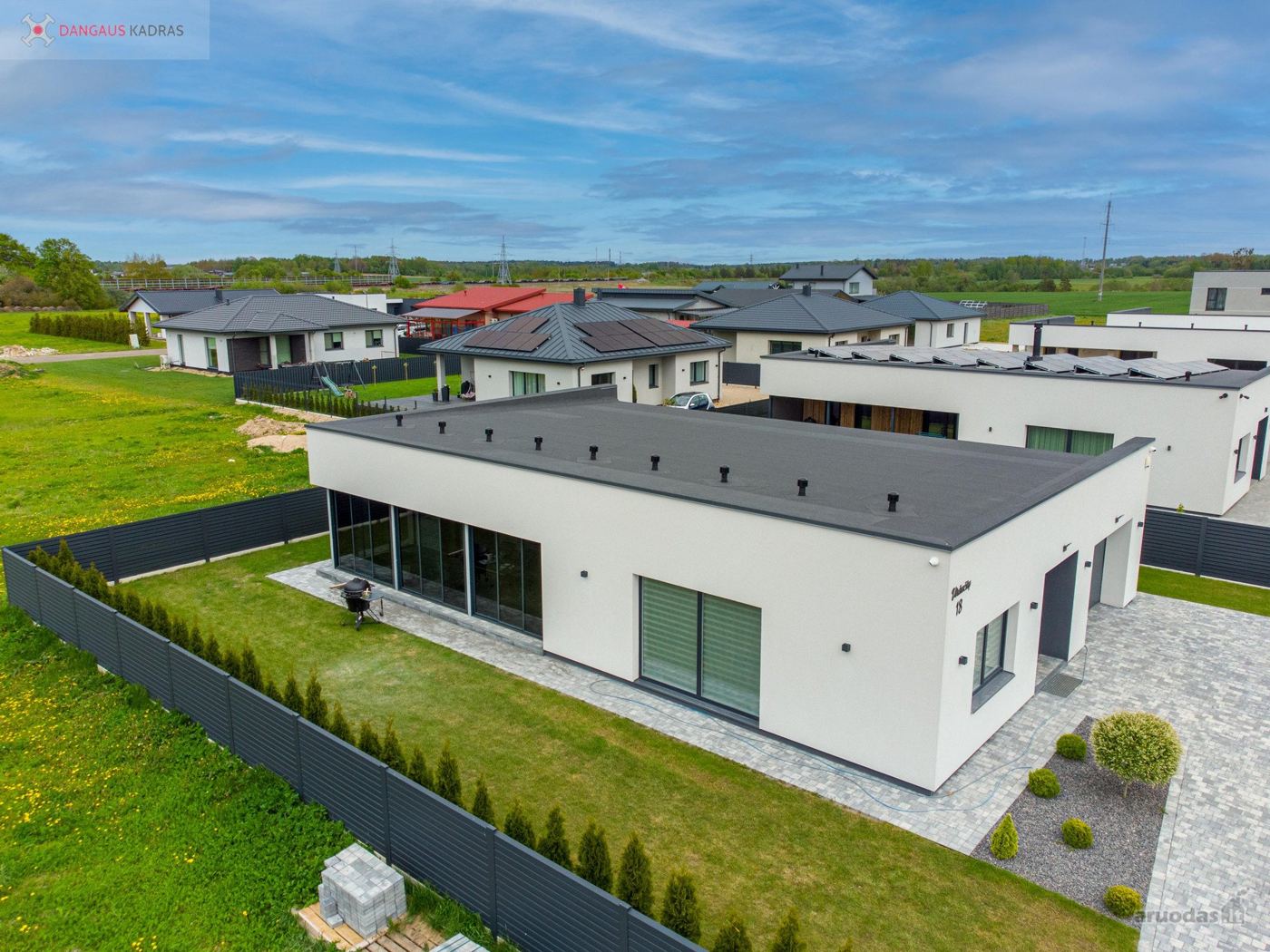 4 kambarių namas - Kaunas, Panemunė, Viršučių g.