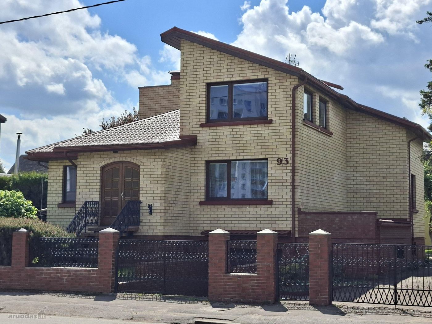 6 kambarių namas - Kaunas, Žaliakalnis, Žeimenos g.