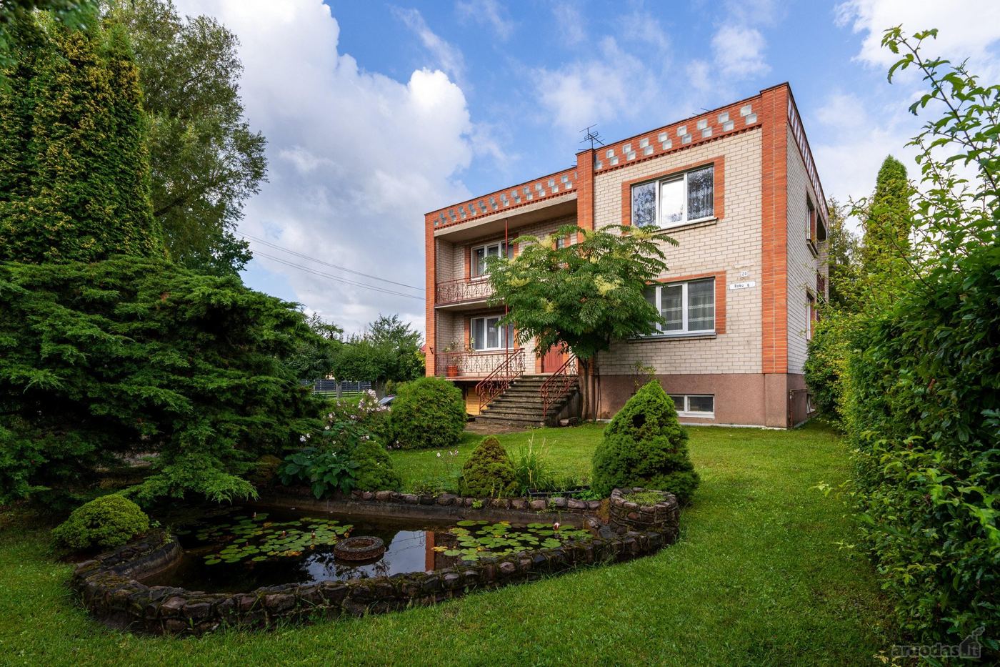 7 kambarių namas - Kaunas, Rokai, Rokų g.