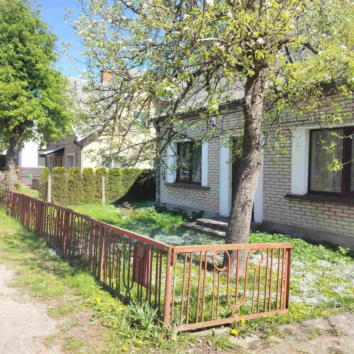 5 kambarių namas - Kaunas, Žaliakalnis, Naručio g.
