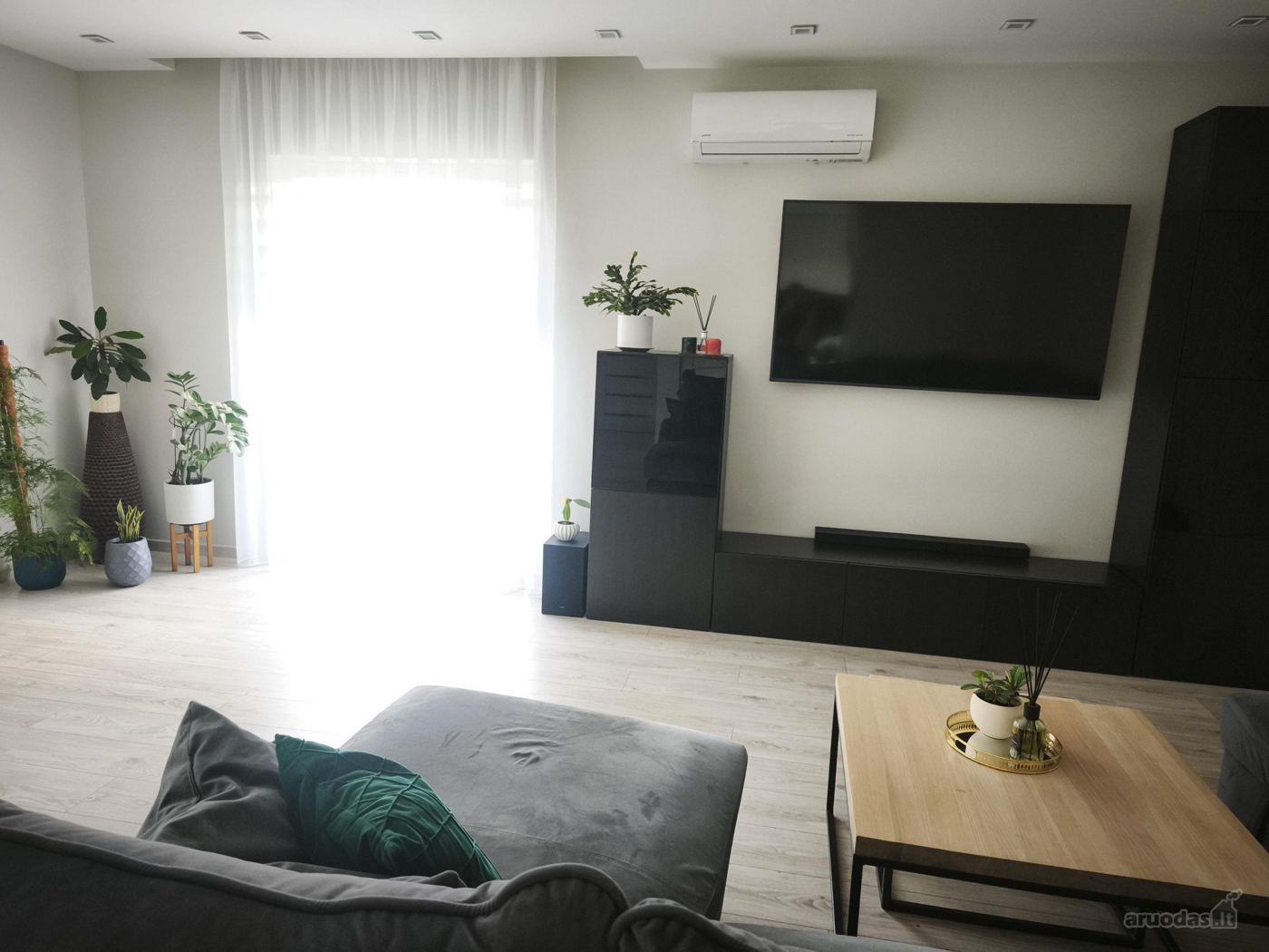 4 kambarių namas - Kaunas, Romainiai, Meldų g.