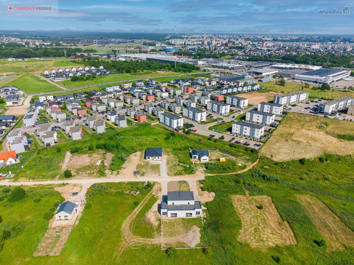 5 kambarių namas - Kaunas, Romainiai, A. Žmuidzinavičiaus g.
