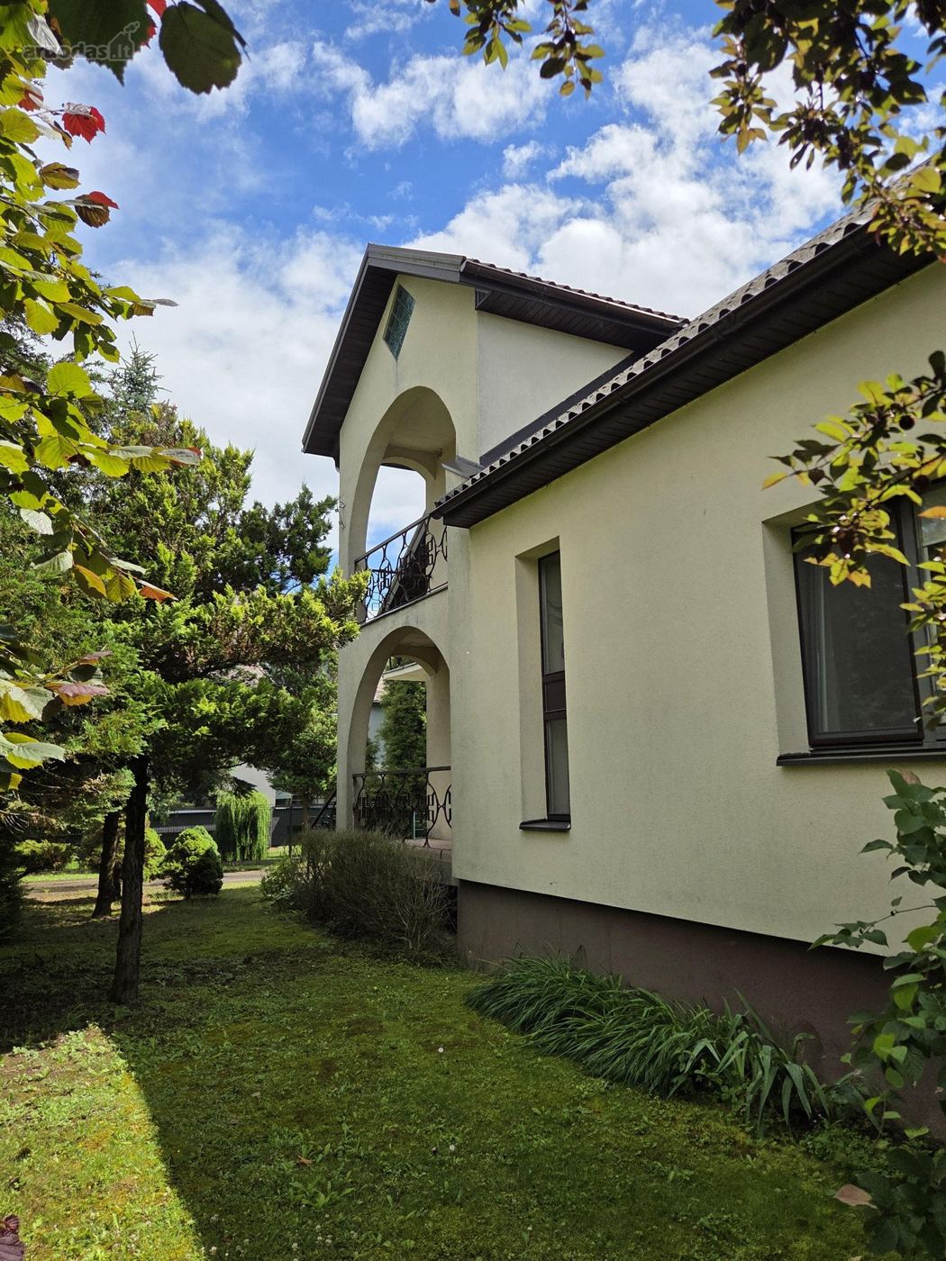 8 kambarių namas - Kaunas, Vaišvydava, Mozūrų g.