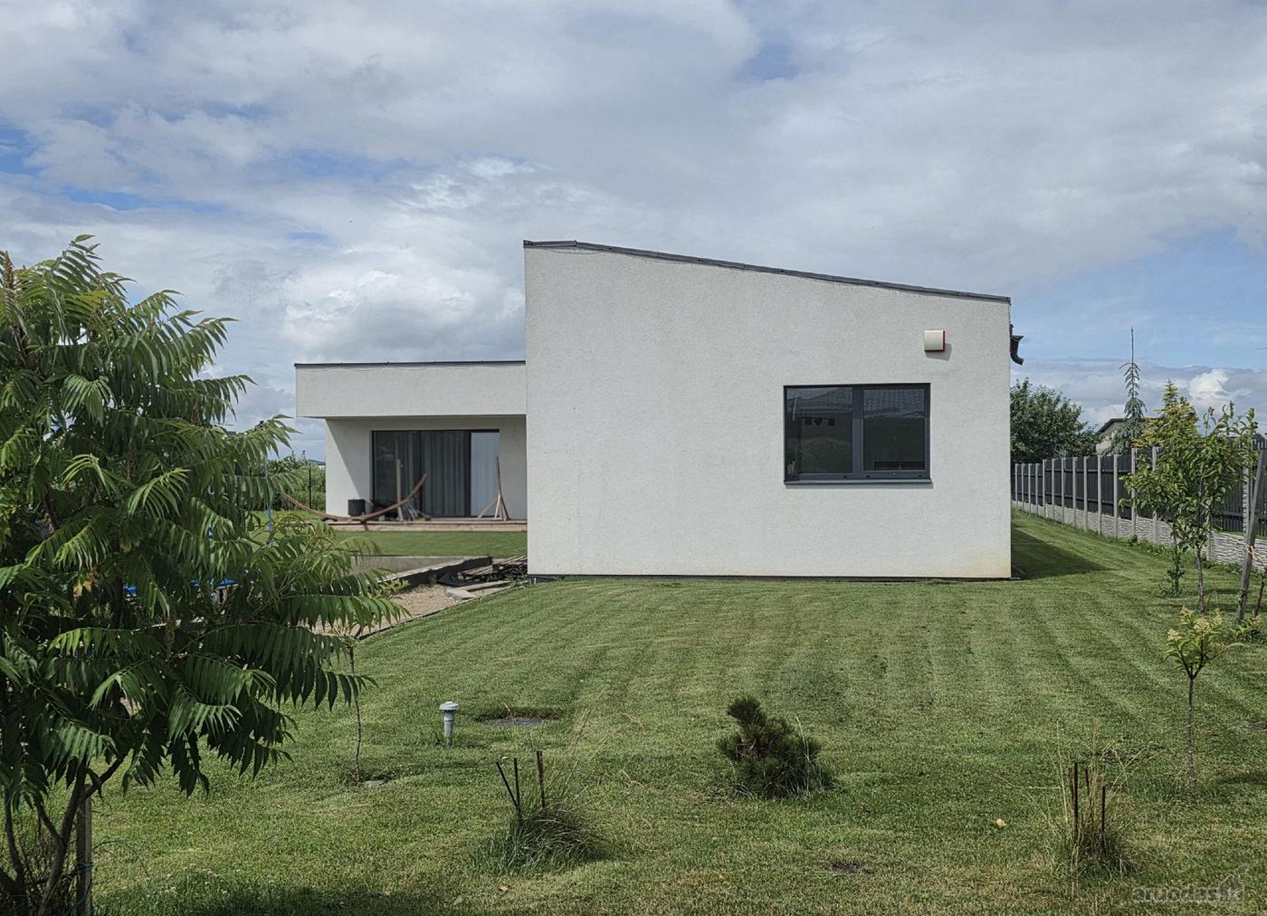 4 kambarių namas - Kaunas, Vaišvydava, Dubriaus g.
