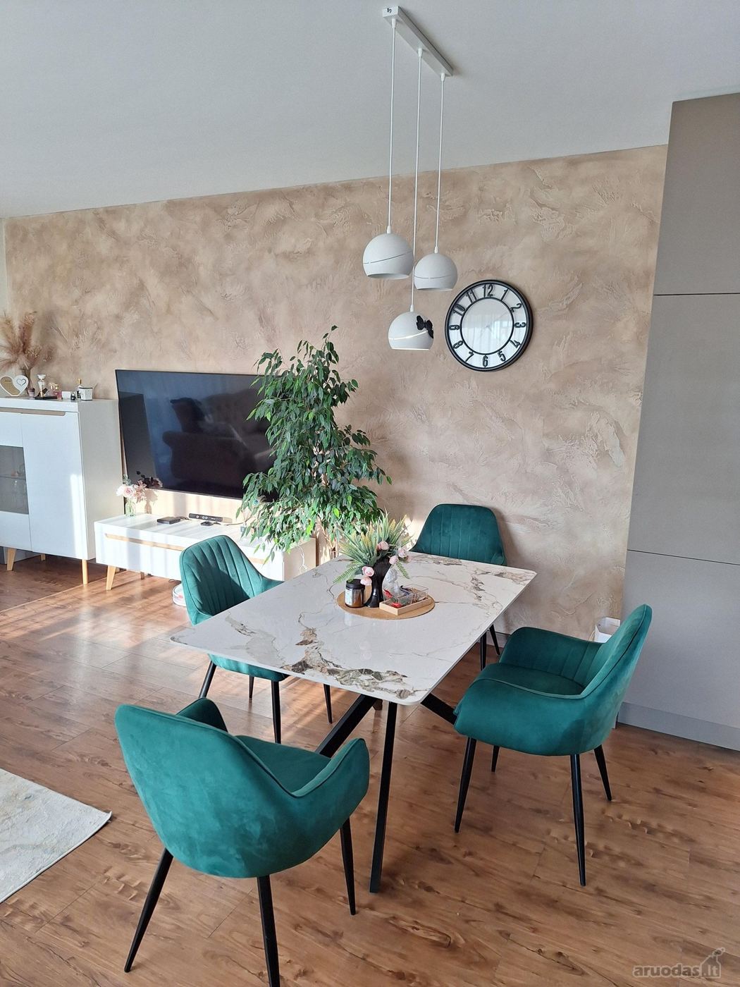 4 kambarių namas - Kaunas, Romainiai, K. Popeliučkos g.