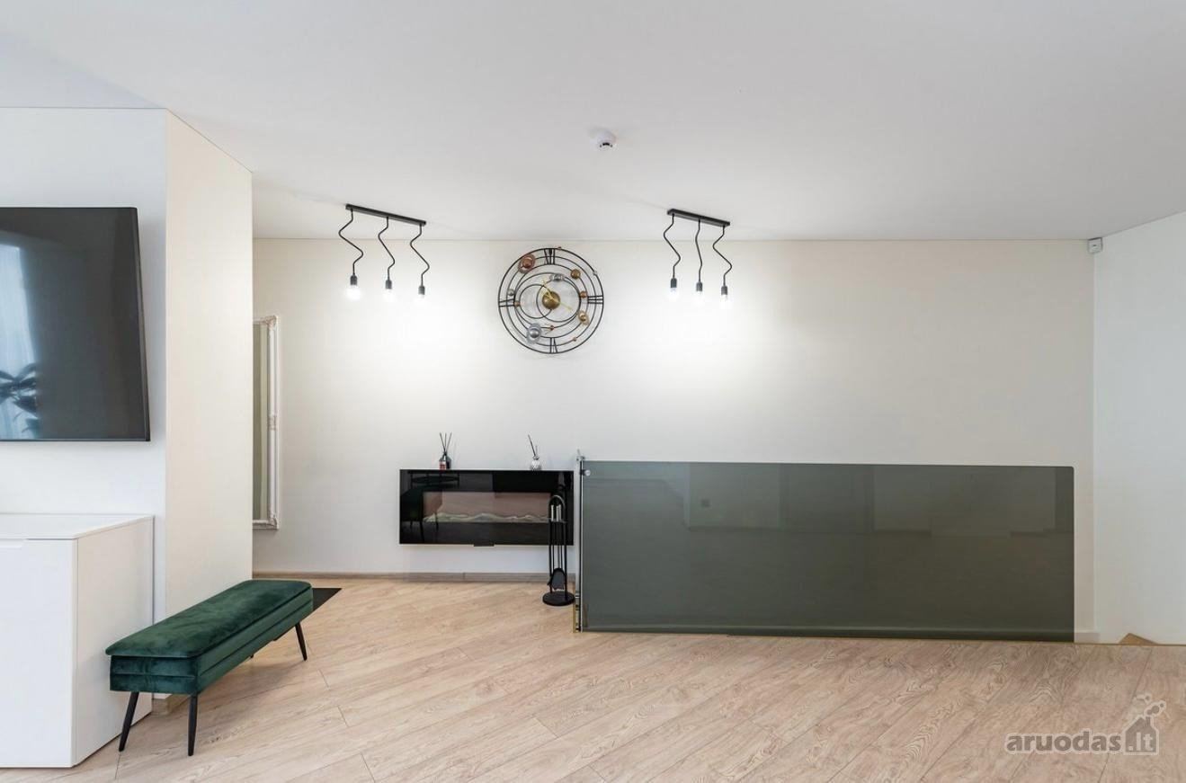 4 kambarių namas - Kaunas, Freda, T. Ivanausko g.