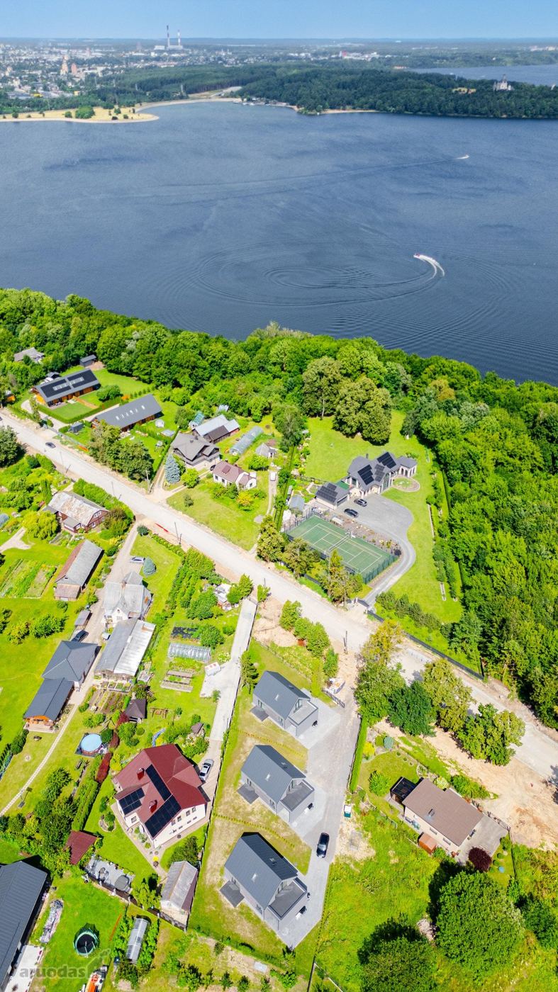 4 kambarių namas - Kaunas, Vaišvydava, Didžioji g.