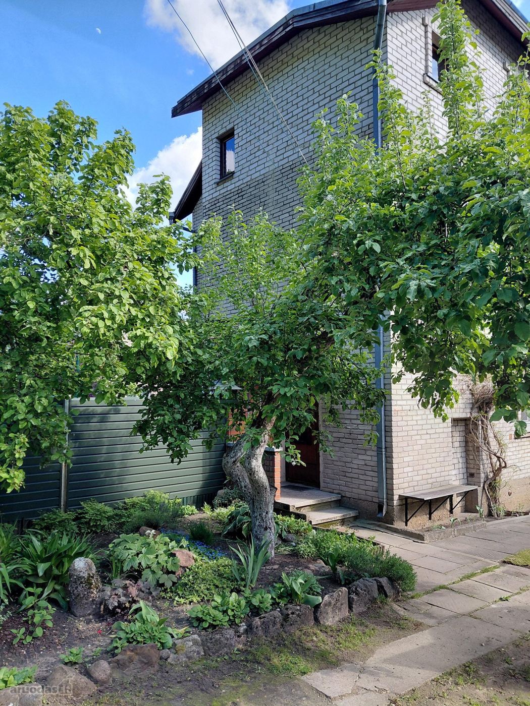 10 kambarių namas - Kaunas, Vilijampolė, Kalnų g.