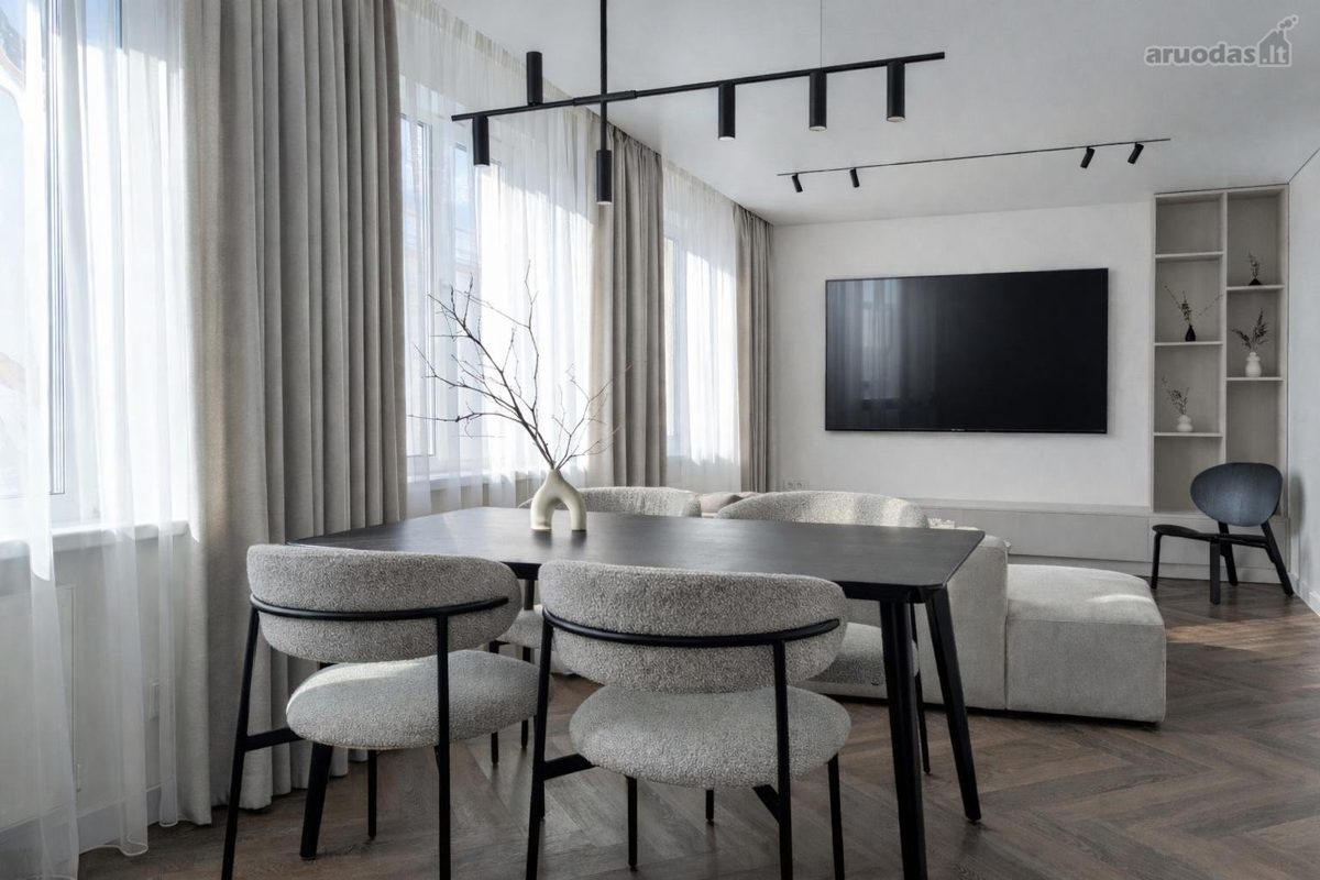 3-room apartment for sale — Klaipėda, Senamiestis, Tiltų g. — photo 1