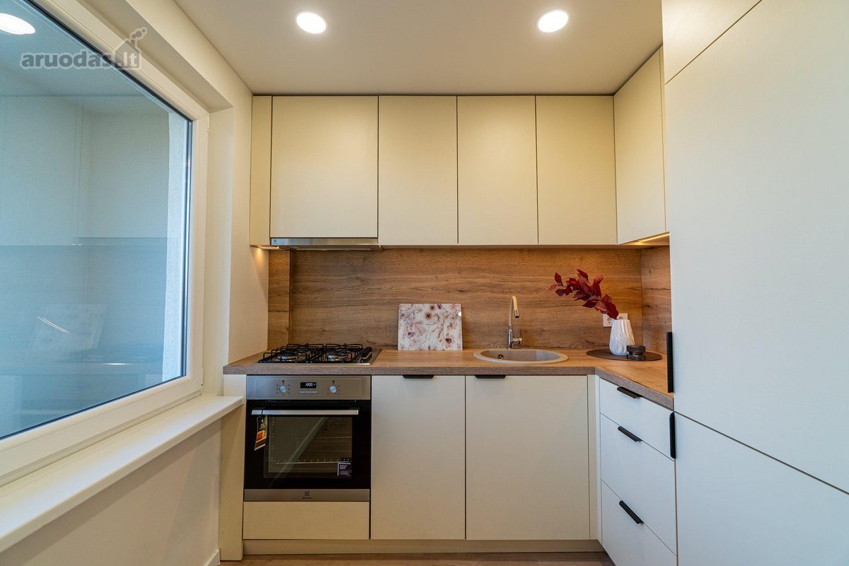 3-room apartment for sale — Klaipėda, Naujakiemis, Šiaulių g., Naujakiemis — photo 1