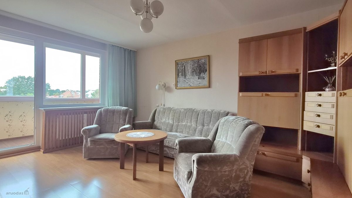 3-room apartment for rent — Klaipėda, Centras, Medžiotojų g. — photo 1