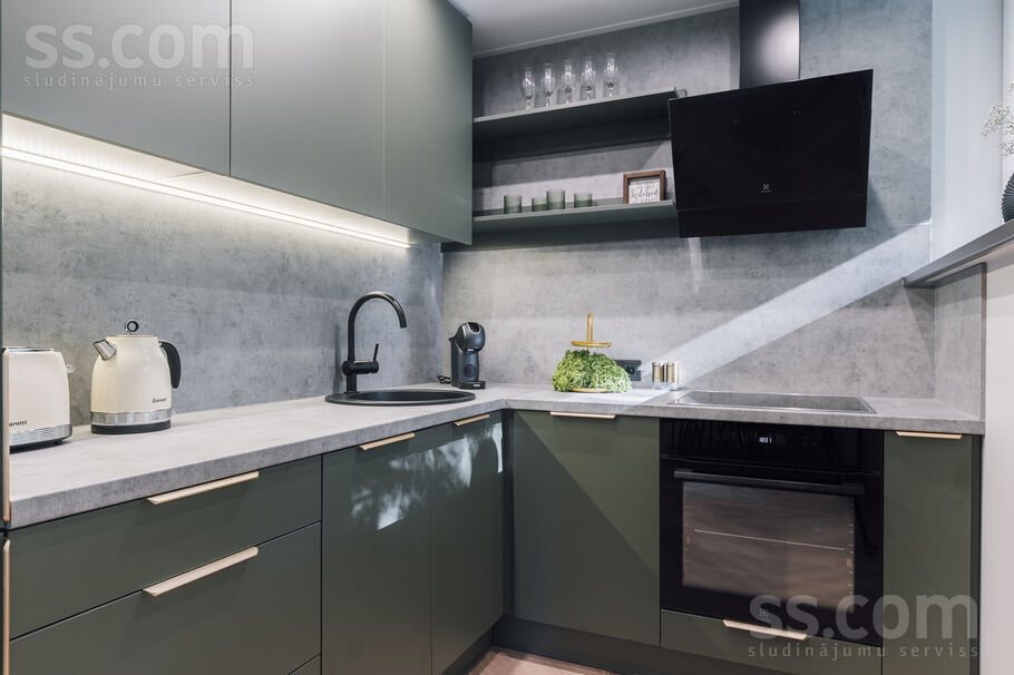 2-room apartment for sale — Liepāja, Liepāja un raj., Klaipēdas iela 102 — photo 1