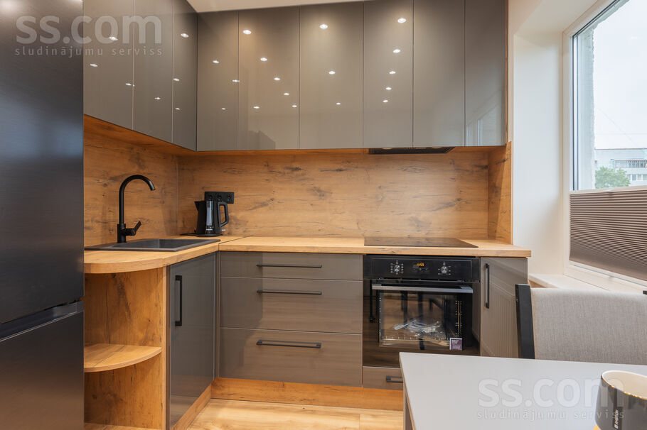 3-room apartment for sale — Liepāja, Liepāja un raj., Mirdzas Ķempes iela 26 — photo 2