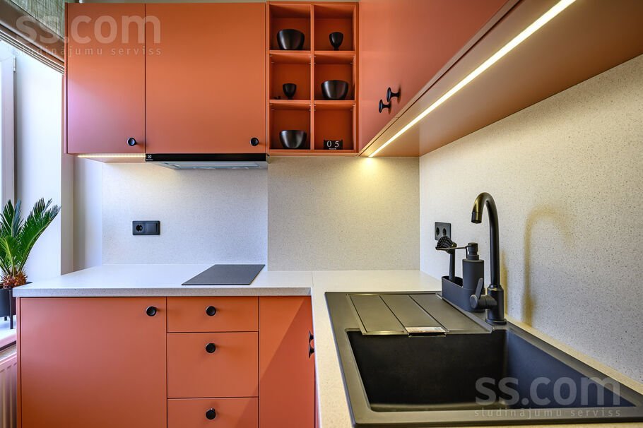 2-room apartment for rent — Liepāja, Liepāja un raj., Kungu 5 — photo 2