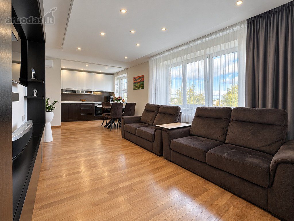 3-room apartment for sale — Panevėžys, Pilėnai, Dainavos g. — photo 1
