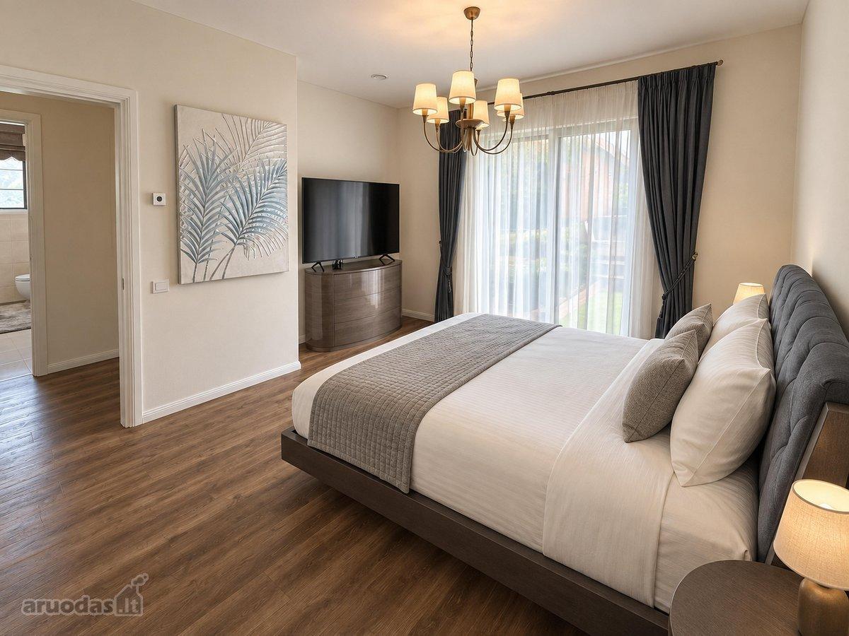 Blokinis namas — Panevėžys, Centras, M. Valančiaus g. — photo 13