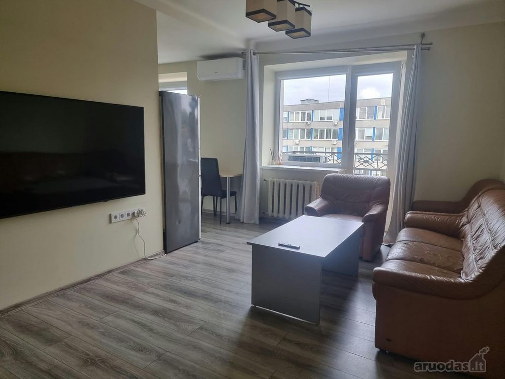 Panevėžys, Centras, A. Smetonos g., 2 kambarių buto nuoma — photo 1