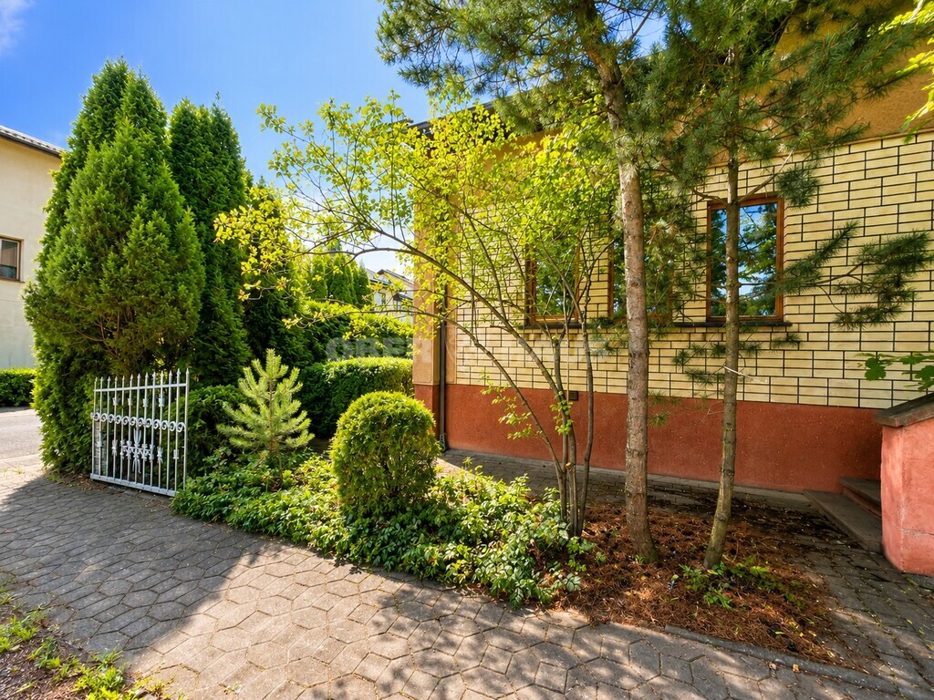 3 kambarių namas — Panevėžys, Centras, J. Zikaro g. — photo 2