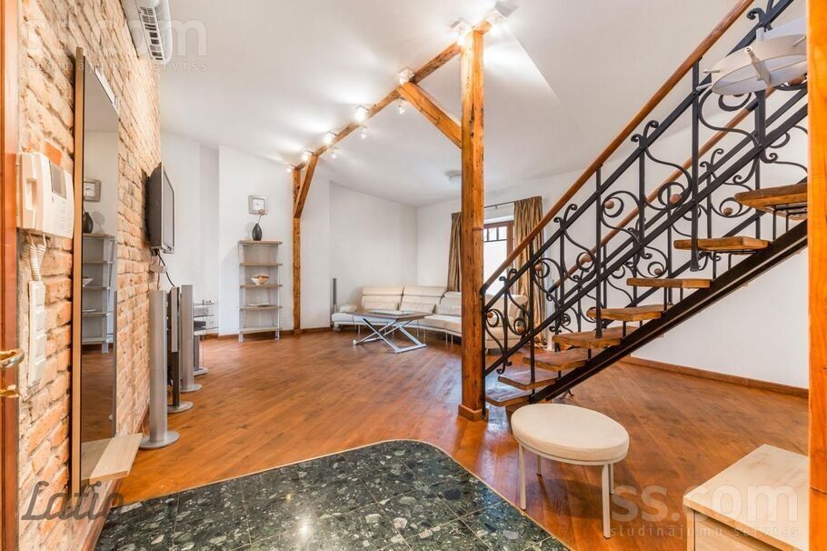 3-room apartment for sale — Rīga, Vecrīga, Peitavas 5 — photo 2