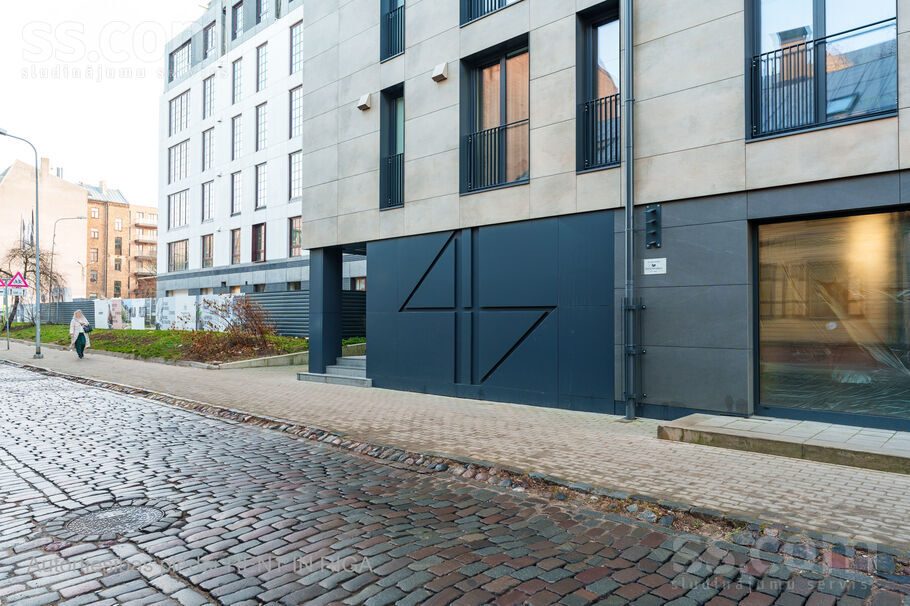 1-room apartment for sale — Riga, Centrs, Strēlnieku 4b — photo 2