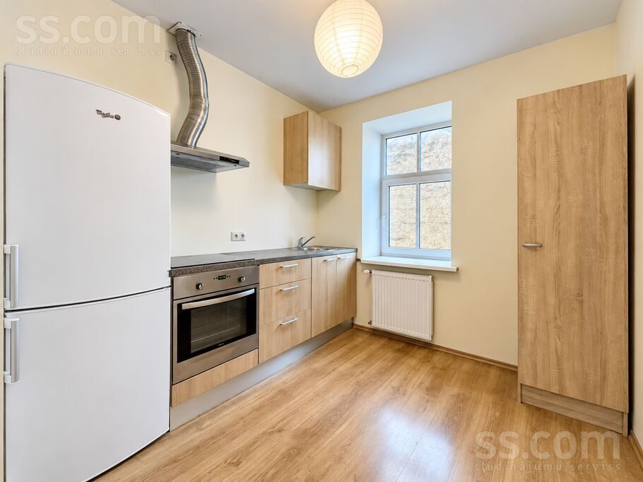 2-room apartment for sale — Riga, Centrs, Lāčplēša 116 — photo 1