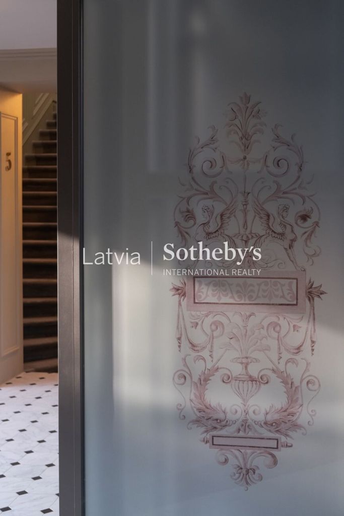 3-room apartment for sale — Rīga, Centrs, Kalpaka bulvāris 7 — photo 8