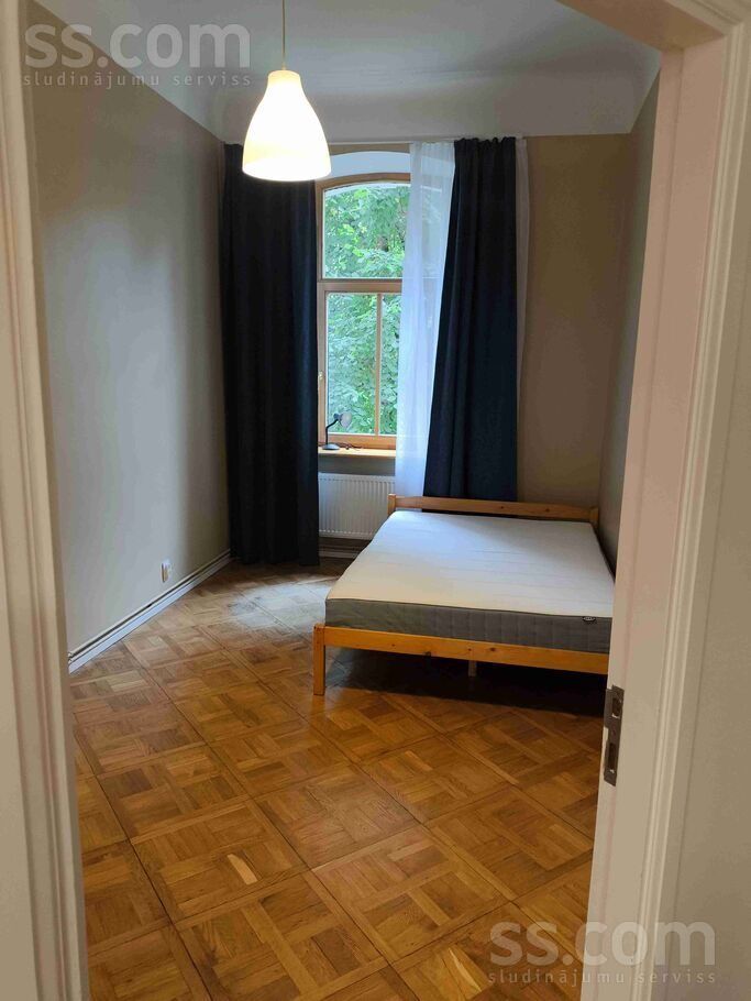 4-room apartment for rent — Rīga, centrs, Kalpaka bulv. 9 — photo 8